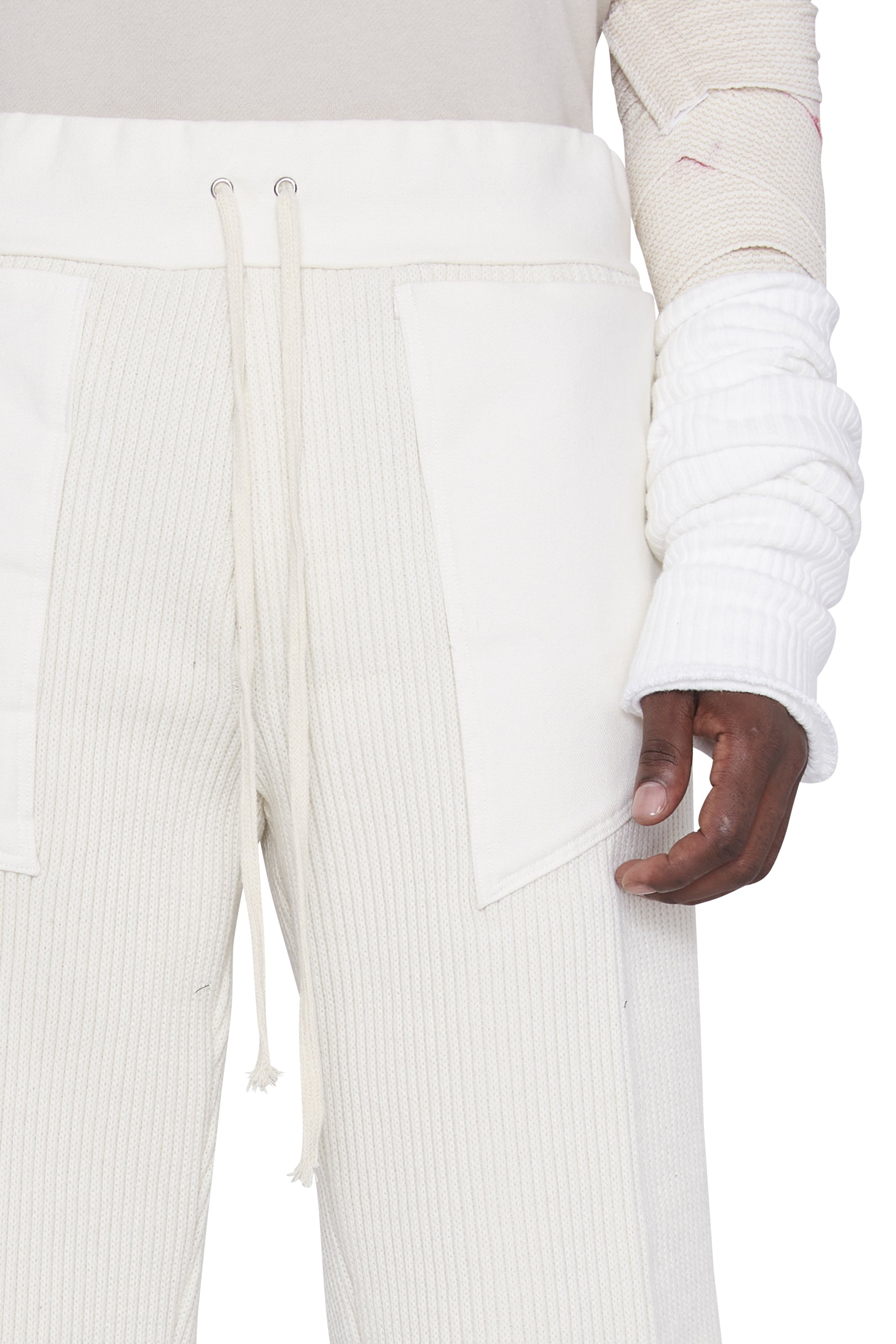 Ribbed Canvas Paneled Shorts (White)
