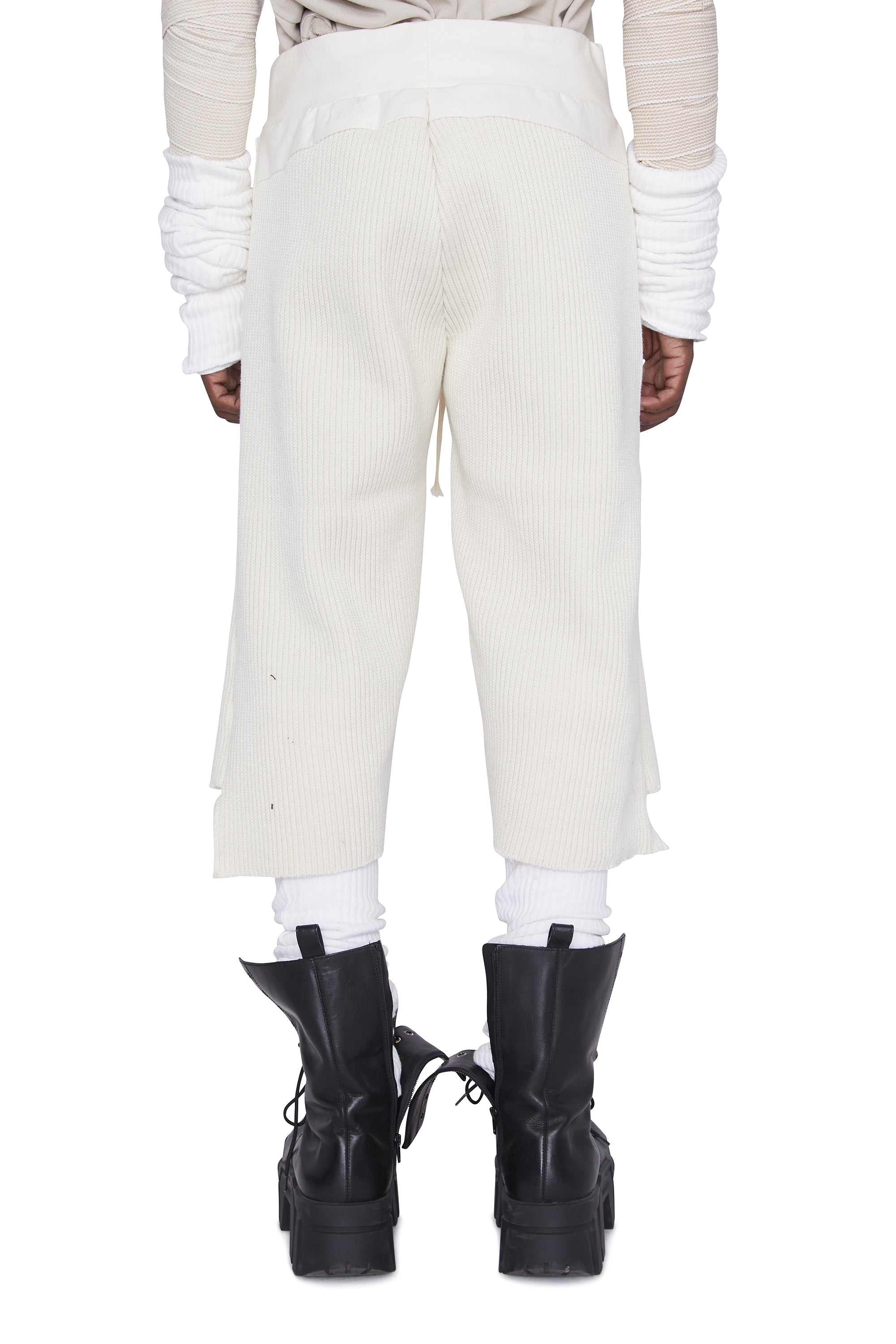 Ribbed Canvas Paneled Shorts (White)